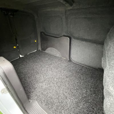 FordTransitConect_10