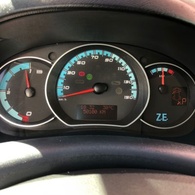 KANGOO ELETRICA AMARELA