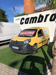 KANGOO ELETRICA AMARELA (9)