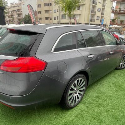OPEL INSIGNIA