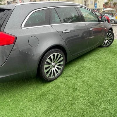 OPEL INSIGNIA (5)